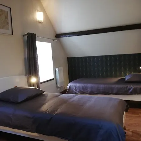 Maison Normande Proche De La Mer Et Des Commodites Ferienhaus Quettehou